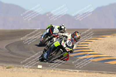 media/Oct-07-2023-CVMA (Sat) [[f84d08e330]]/Race 13 500 Supersport-350 Supersport/